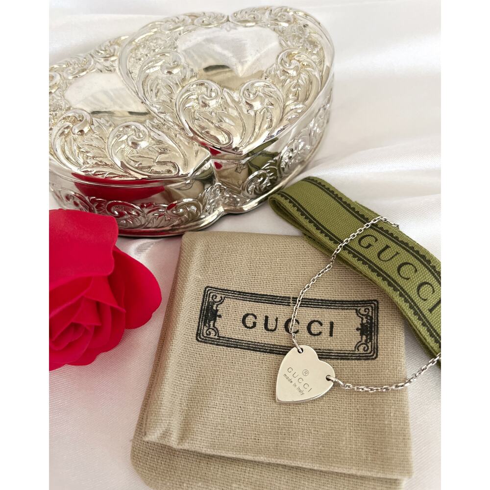 Gucci Silver Heart Tag Bracelet - Picture 10 of 10